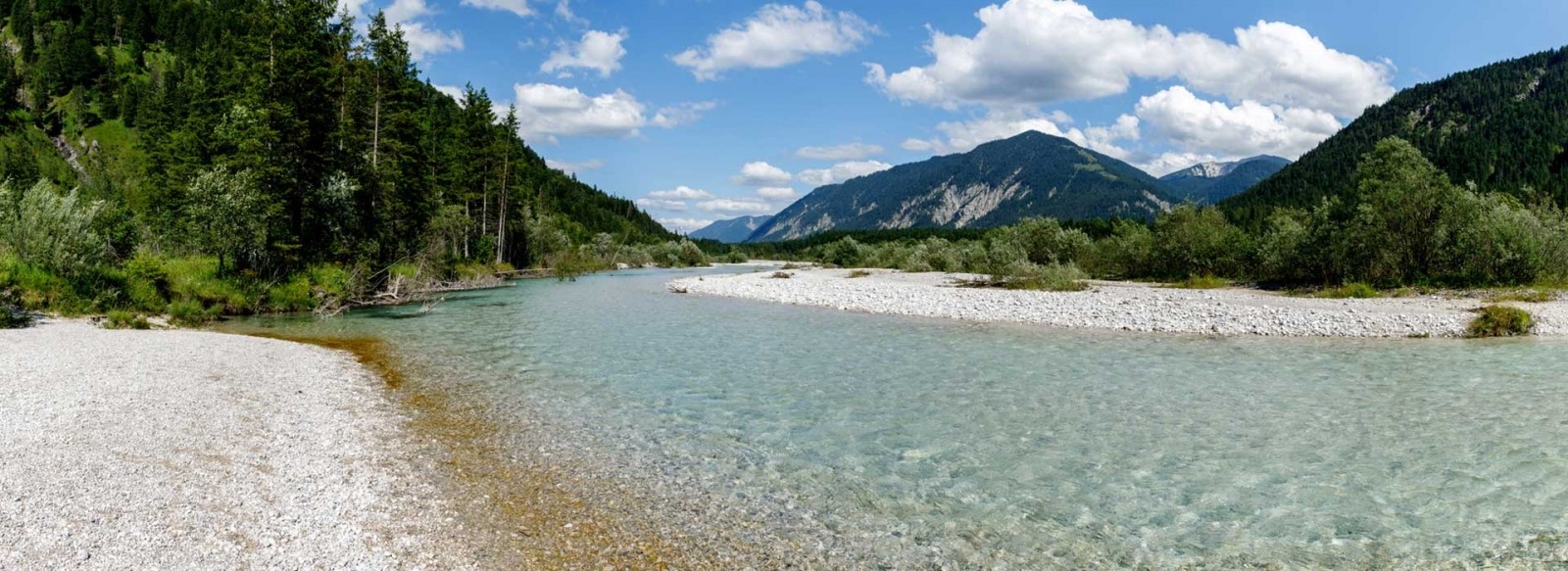 Isar Flussbett im Karwendel